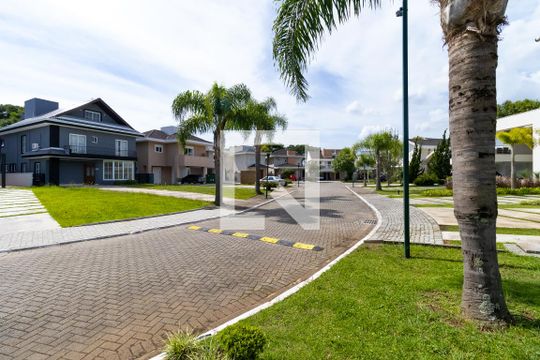 Área comum de casa de condomínio para alugar com 4 quartos, 330m² em Pineville, Pinhais