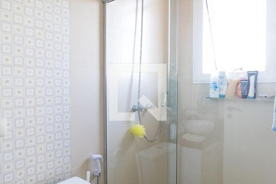 Banheiro da Suíte 2 de casa de condomínio para alugar com 4 quartos, 330m² em Pineville, Pinhais
