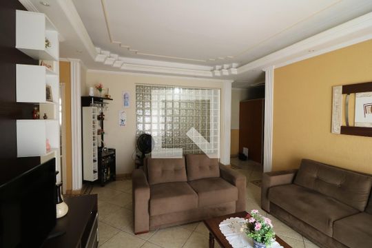Sala de casa à venda com 3 quartos, 376m² em Vila Carrão, São Paulo