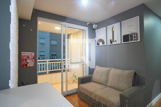 Sala de apartamento à venda com 2 quartos, 52m² em Farrapos, Porto Alegre