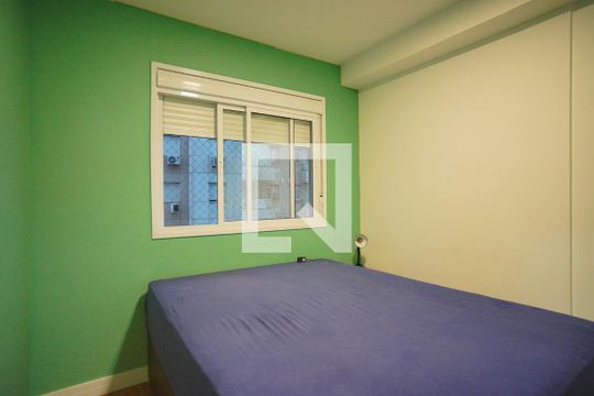 Suíte de apartamento à venda com 2 quartos, 52m² em Farrapos, Porto Alegre