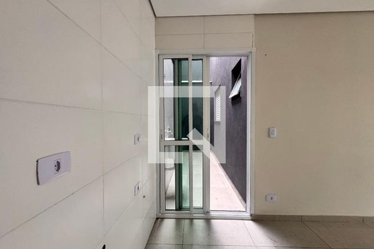Cozinha de apartamento para alugar com 2 quartos, 50m² em Utinga, Santo André