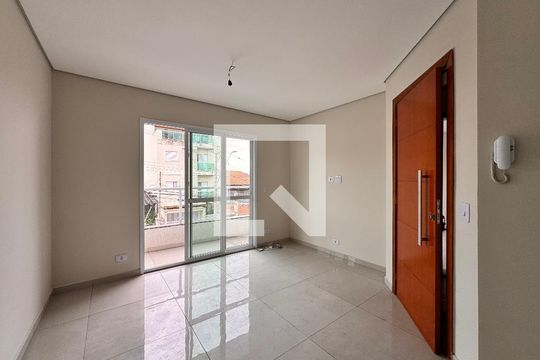 Sala de apartamento para alugar com 2 quartos, 50m² em Utinga, Santo André