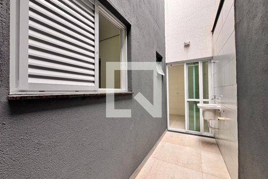 Lavanderia de apartamento para alugar com 2 quartos, 50m² em Utinga, Santo André