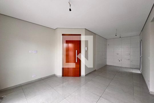 Sala de apartamento para alugar com 2 quartos, 50m² em Utinga, Santo André