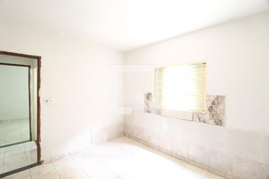 Quarto 3 - Suíte de casa para alugar com 3 quartos, 150m² em Granada, Uberlândia