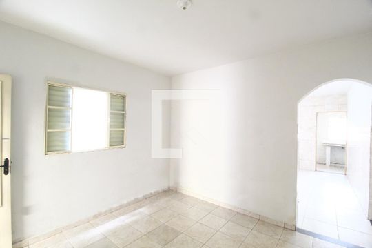 Casa para alugar com 3 quartos, 150m² em Granada, Uberlândia