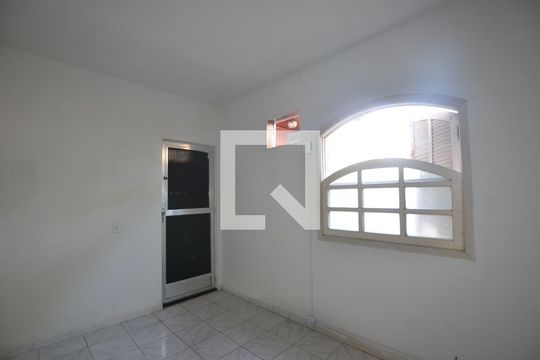 Quarto de apartamento para alugar com 1 quarto, 50m² em Osvaldo Cruz, Rio de Janeiro