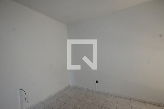 Sala/Cozinha de apartamento para alugar com 1 quarto, 50m² em Osvaldo Cruz, Rio de Janeiro