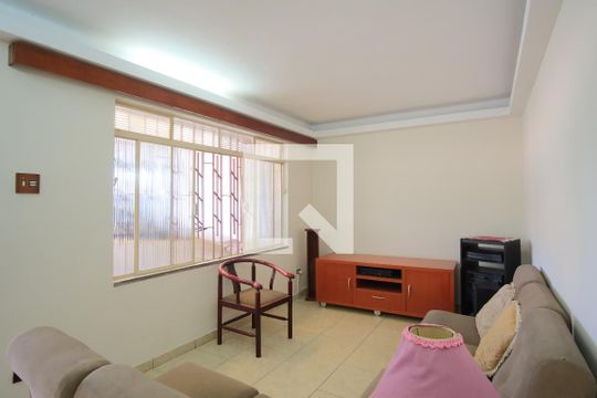 Casa à venda com 2 quartos, 105m² em Penha de França, São Paulo