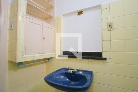 Banheiro de casa à venda com 2 quartos, 105m² em Penha de França, São Paulo