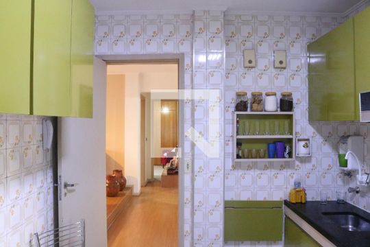 Cozinha de apartamento à venda com 3 quartos, 110m² em Perdizes, São Paulo