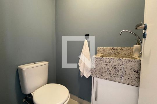 Lavabo de casa para alugar com 2 quartos, 91m² em Rio Pequeno, São Paulo
