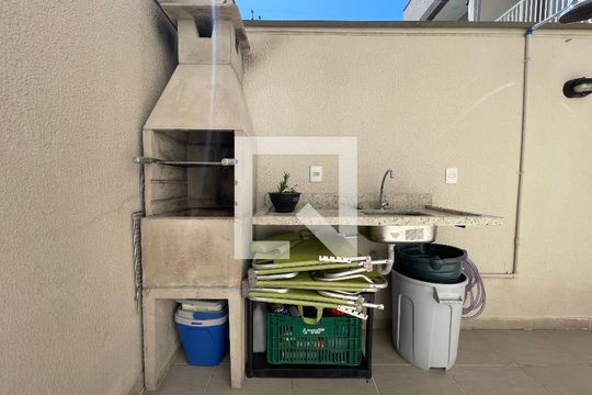 Churrasqueira de casa para alugar com 2 quartos, 91m² em Rio Pequeno, São Paulo