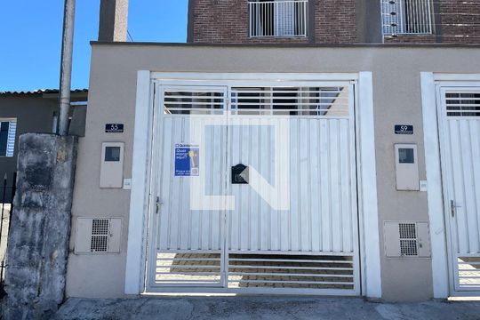 Fachada de casa para alugar com 2 quartos, 91m² em Rio Pequeno, São Paulo