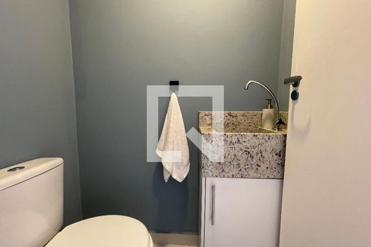 Lavabo de casa para alugar com 2 quartos, 91m² em Rio Pequeno, São Paulo