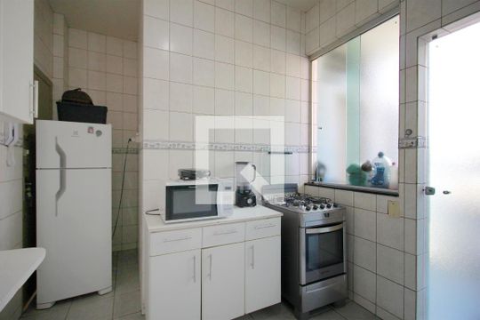 Cozinha de apartamento à venda com 3 quartos, 99m² em Cruzeiro, Belo Horizonte