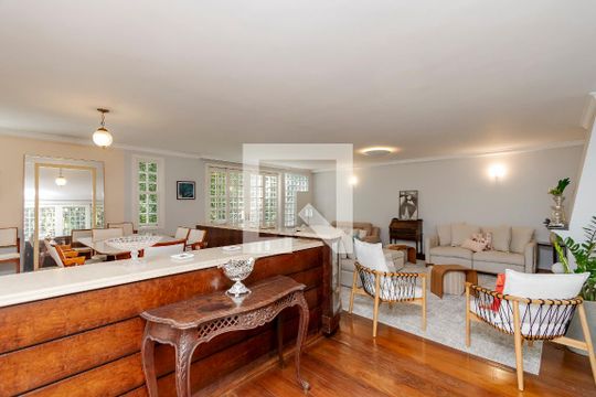 Sala de casa para alugar com 5 quartos, 530m² em Santo Amaro, São Paulo