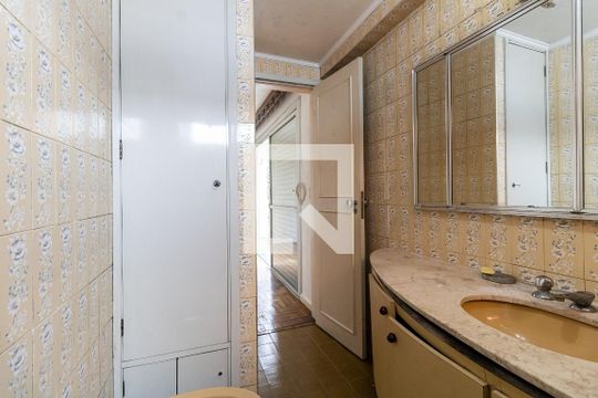 Banheiro da Suíte de apartamento para alugar com 3 quartos, 127m² em Liberdade, São Paulo