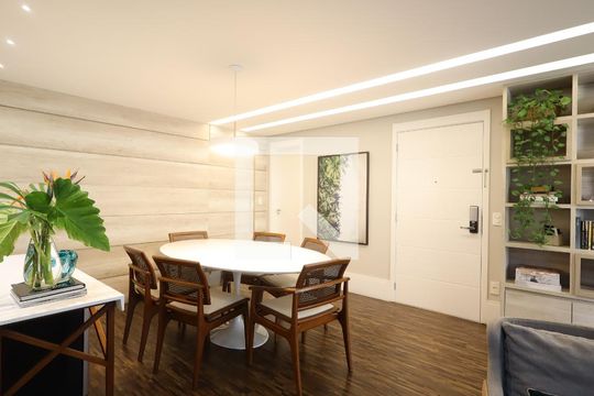 Sala de Jantar de apartamento à venda com 2 quartos, 125m² em Jardim Vazani, São Paulo
