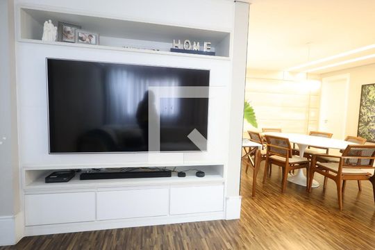 Sala de TV de apartamento à venda com 2 quartos, 125m² em Jardim Vazani, São Paulo