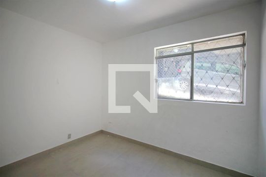 Quarto 2 de apartamento para alugar com 2 quartos, 90m² em Santo Agostinho, Belo Horizonte