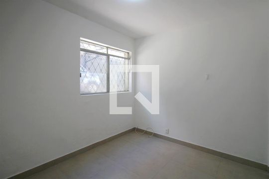 Quarto 2 de apartamento para alugar com 2 quartos, 90m² em Santo Agostinho, Belo Horizonte