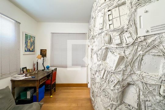 Escritório de casa à venda com 2 quartos, 669m² em Humaitá, Rio de Janeiro