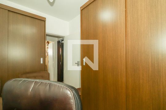 Quarto de casa à venda com 3 quartos, 180m² em Três Figueiras, Porto Alegre