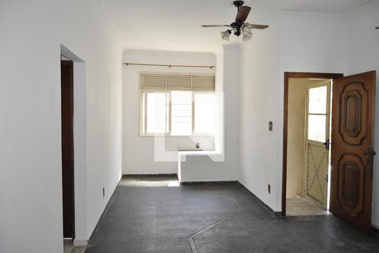 Casa à venda com 4 quartos, 211m² em Lins de Vasconcelos, Rio de Janeiro