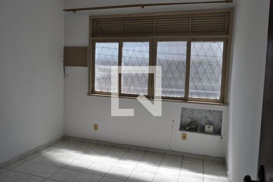 Quarto 2 de casa à venda com 4 quartos, 211m² em Lins de Vasconcelos, Rio de Janeiro
