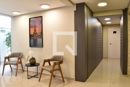 Área comum - Hall de Entrada de apartamento para alugar com 1 quarto, 38m² em Centro, Curitiba