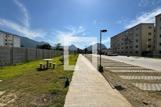 Área comum de apartamento para alugar com 2 quartos, 44m² em Vargem Pequena, Rio de Janeiro