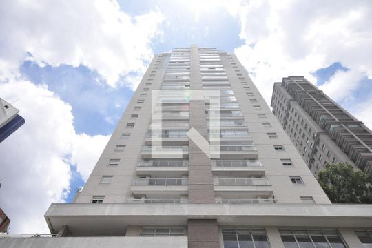 Fachada de apartamento para alugar com 2 quartos, 76m² em Vila Suzana, São Paulo