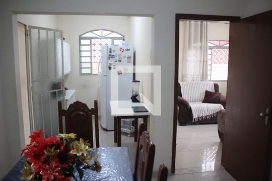 Sala de Jantar de casa à venda com 4 quartos, 320m² em Novo Eldorado, Contagem