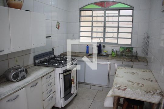 Cozinha de casa à venda com 4 quartos, 320m² em Novo Eldorado, Contagem