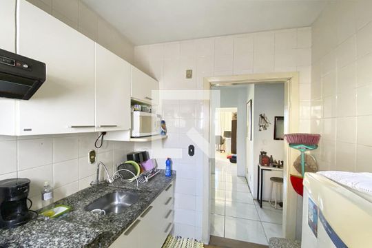 Cozinha e Área de Serviço de apartamento para alugar com 1 quarto, 40m² em Centro, São Leopoldo