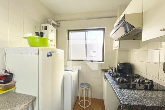 Cozinha e Área de Serviço de apartamento para alugar com 1 quarto, 40m² em Centro, São Leopoldo