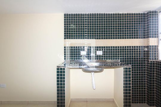 Cozinha de kitnet/studio para alugar com 1 quarto, 29m² em Vila Galvão, Guarulhos