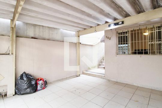 Garagem de casa à venda com 5 quartos, 300m² em Vila Medeiros, São Paulo