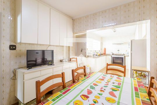 Cozinha de casa à venda com 4 quartos, 405m² em Indianópolis, São Paulo