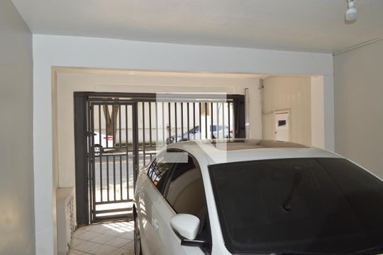 Garagem de casa à venda com 3 quartos, 120m² em Vila Dom Pedro I, São Paulo