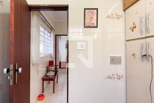 Lavabo de casa à venda com 3 quartos, 187m² em Vila Alcantara, São Bernardo do Campo