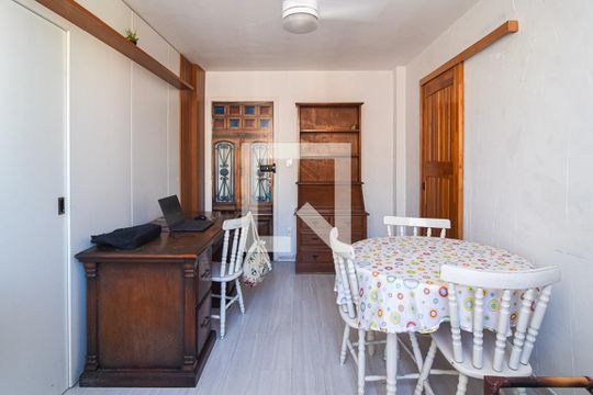Sala de apartamento à venda com 2 quartos, 70m² em Fonseca, Niterói