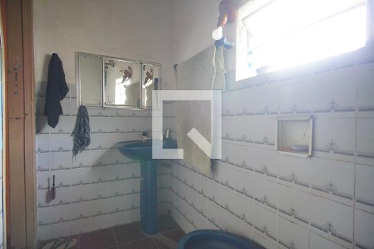Banheiro de casa para alugar com 2 quartos, 380m² em Industrial, Novo Hamburgo