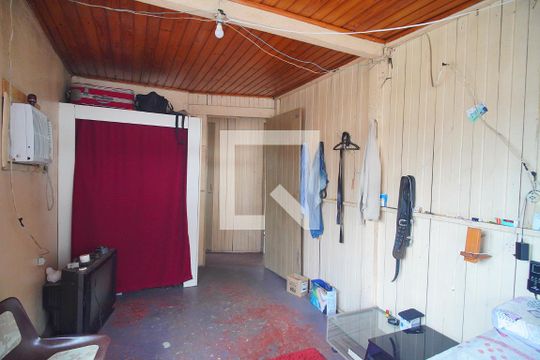 Quarto 2 de casa para alugar com 2 quartos, 380m² em Industrial, Novo Hamburgo