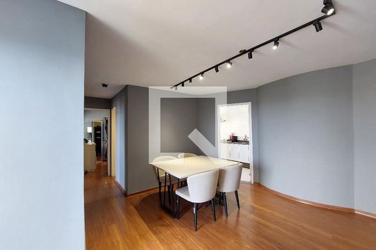 Sala de apartamento para alugar com 3 quartos, 90m² em Interlagos, São Paulo