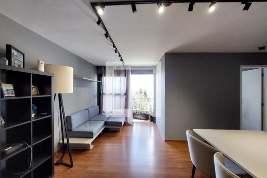 Sala de apartamento para alugar com 3 quartos, 90m² em Interlagos, São Paulo