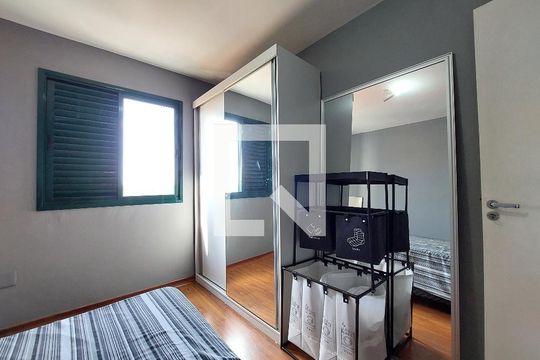 Quarto 1 de apartamento para alugar com 3 quartos, 90m² em Interlagos, São Paulo