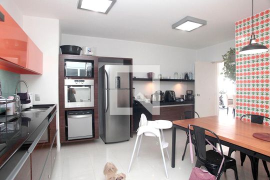 Cozinha de apartamento à venda com 3 quartos, 234m² em Centro Histórico, Porto Alegre